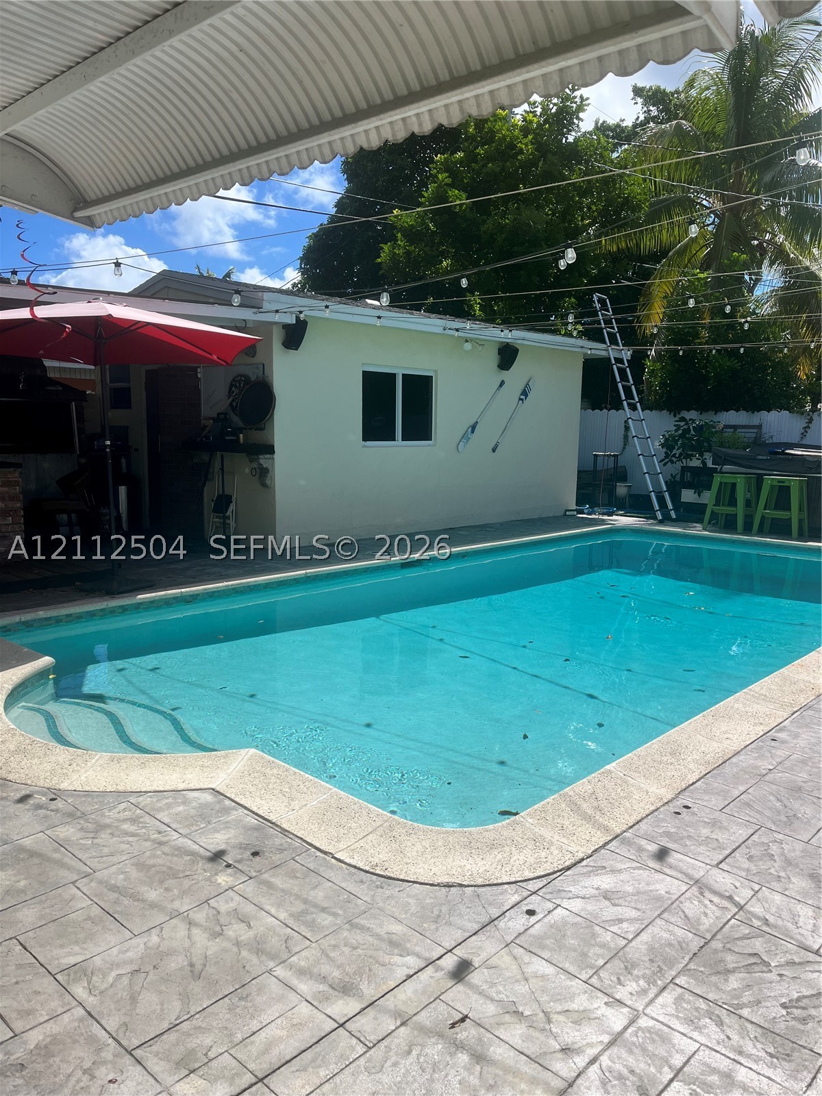 19731 NE 13th Ct — photo