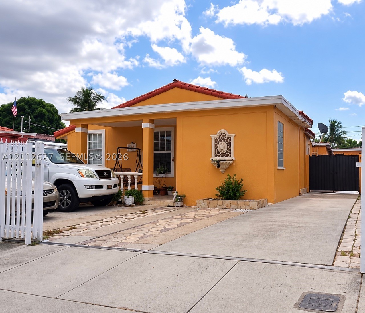 240 E 39th Street, Hialeah, FL 33013 — photo 2