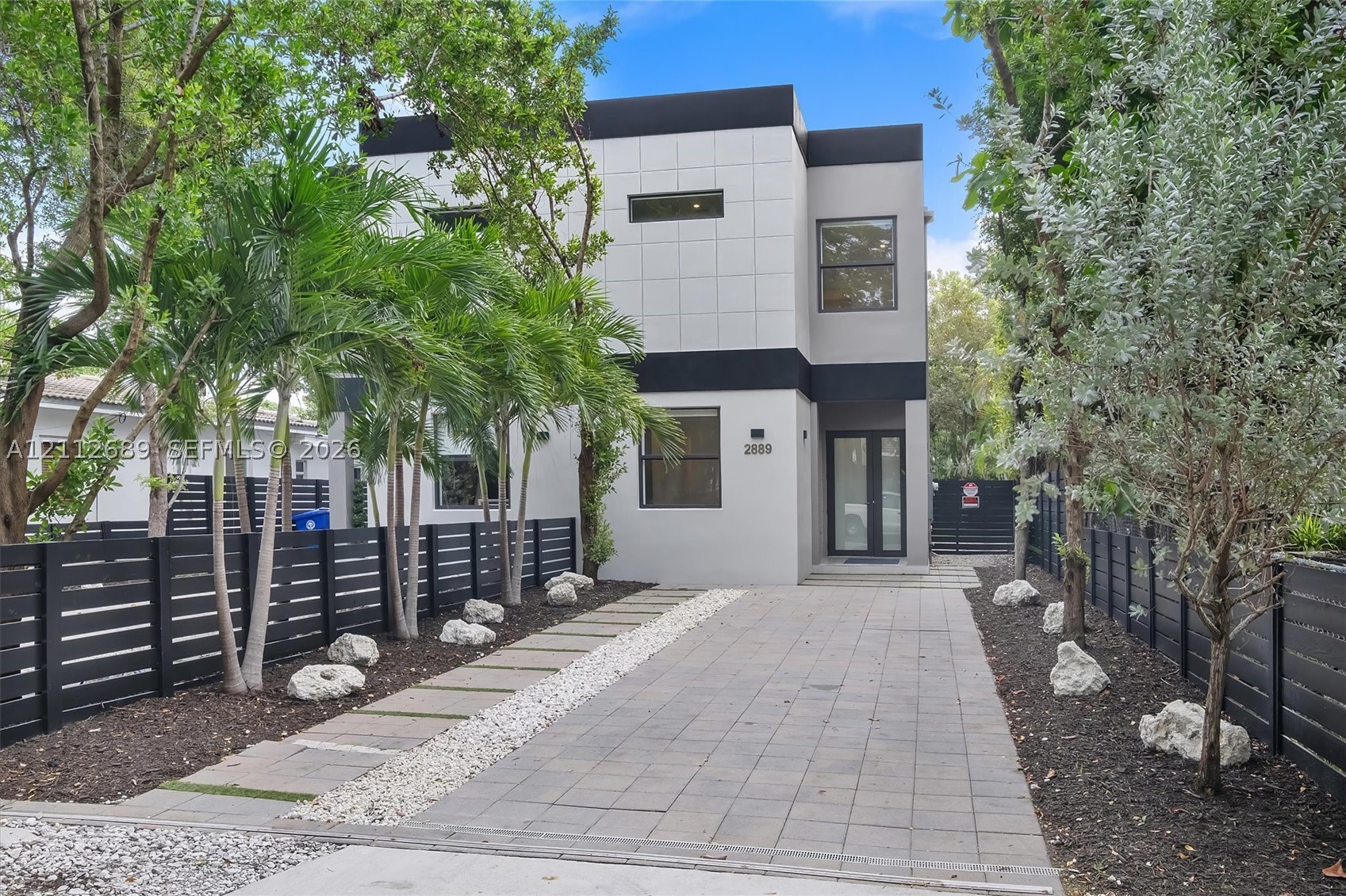 2889 SW 33rd Ave Unit 2889 — photo