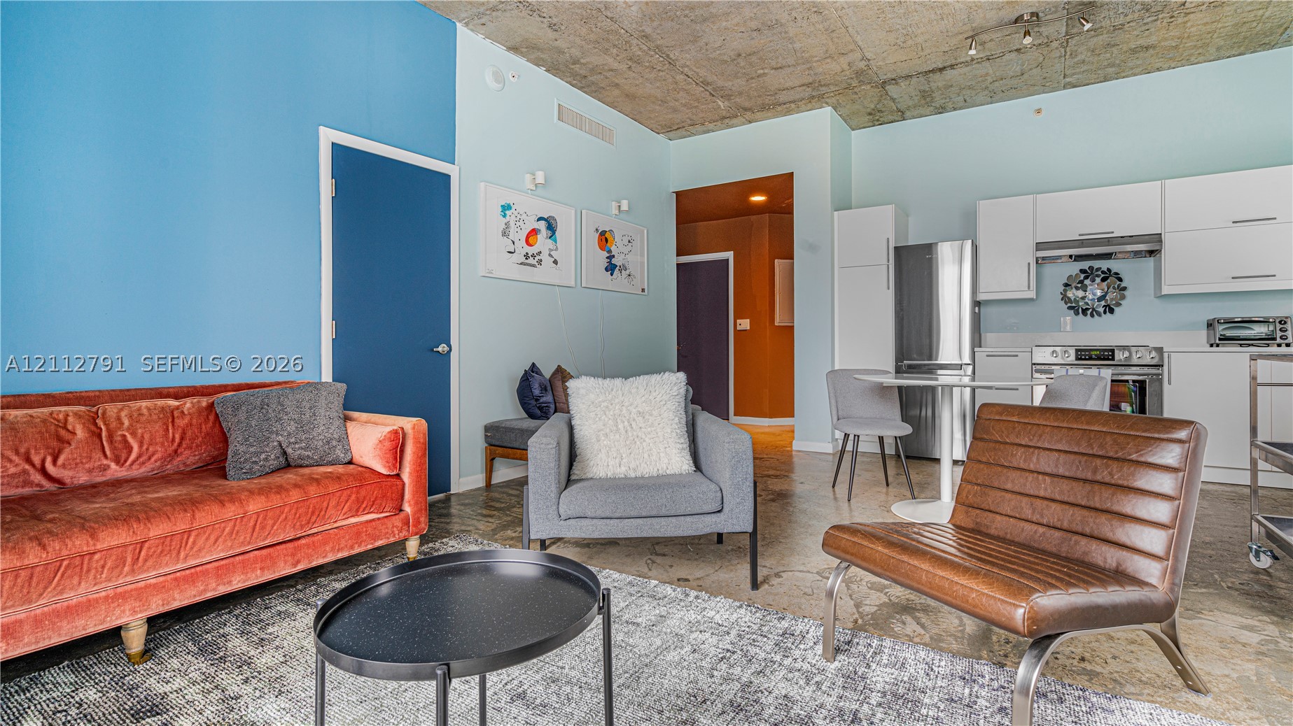 133 NE 2nd Ave Unit 601 — photo