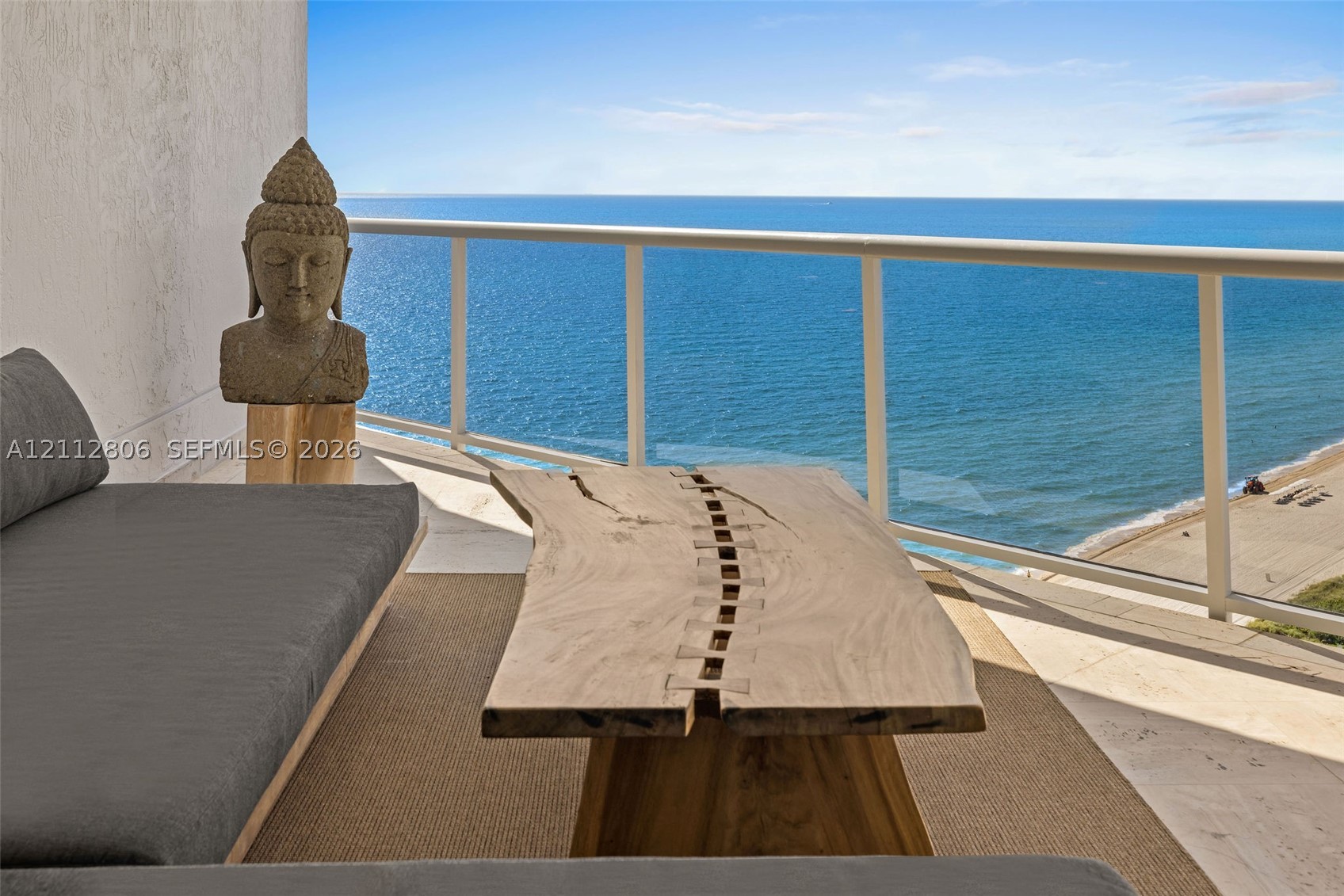 6767 Collins Ave Unit 2206 — photo