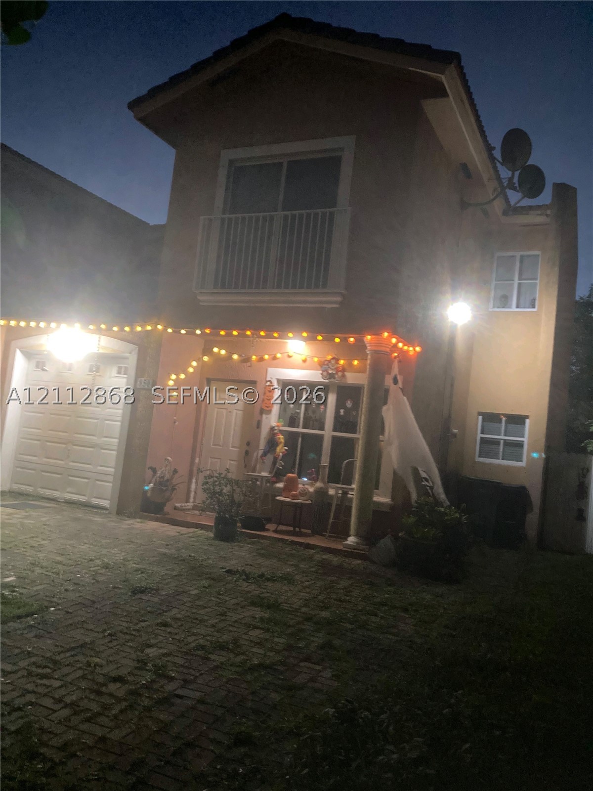 850 SW 6th Ct — photo
