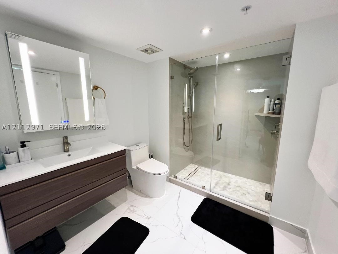 1800 N Bayshore Dr Unit Ph-4204 — photo