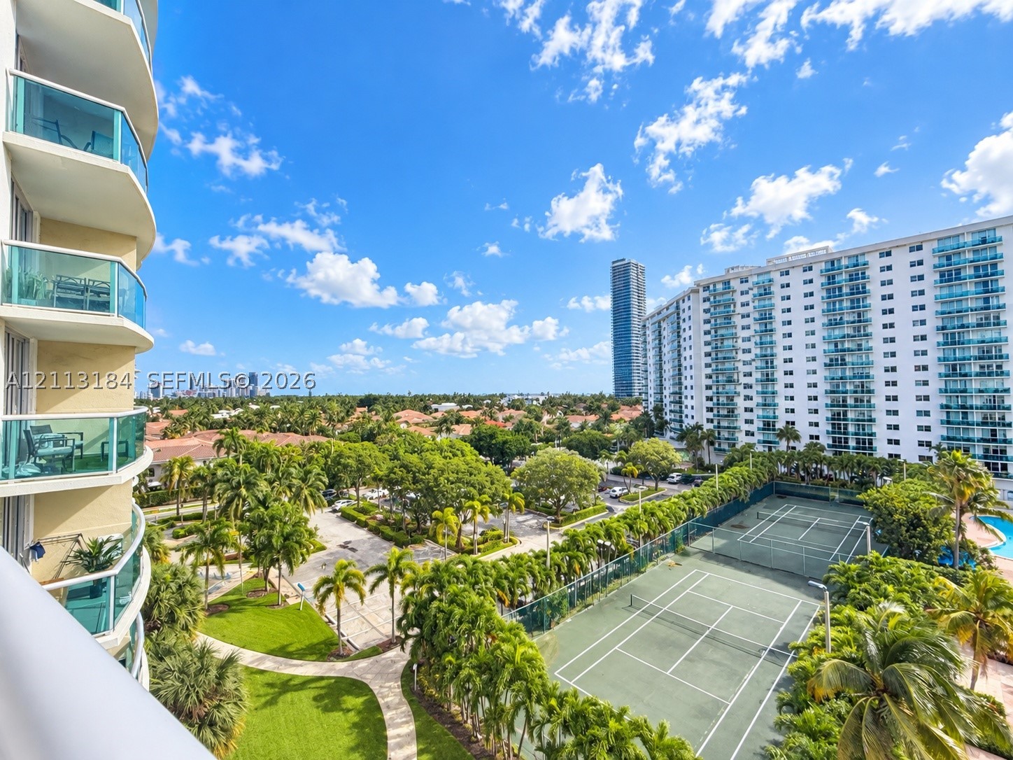19380 Collins Ave Unit 708 — photo