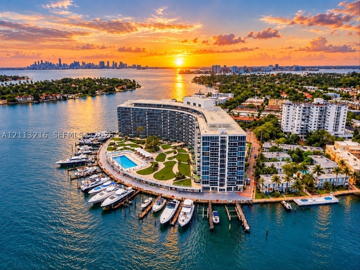 900 Bay Dr Unit 425 — photo