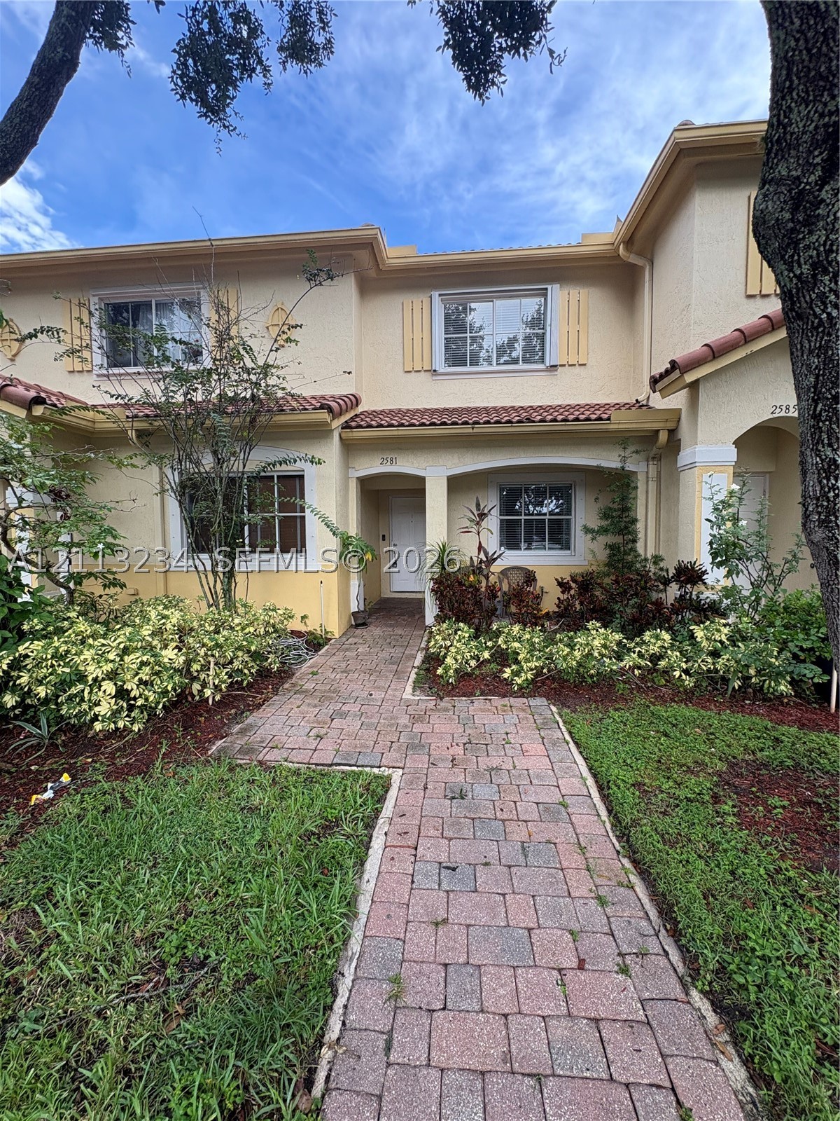 2581 SW 83rd Ter Unit 103 — photo
