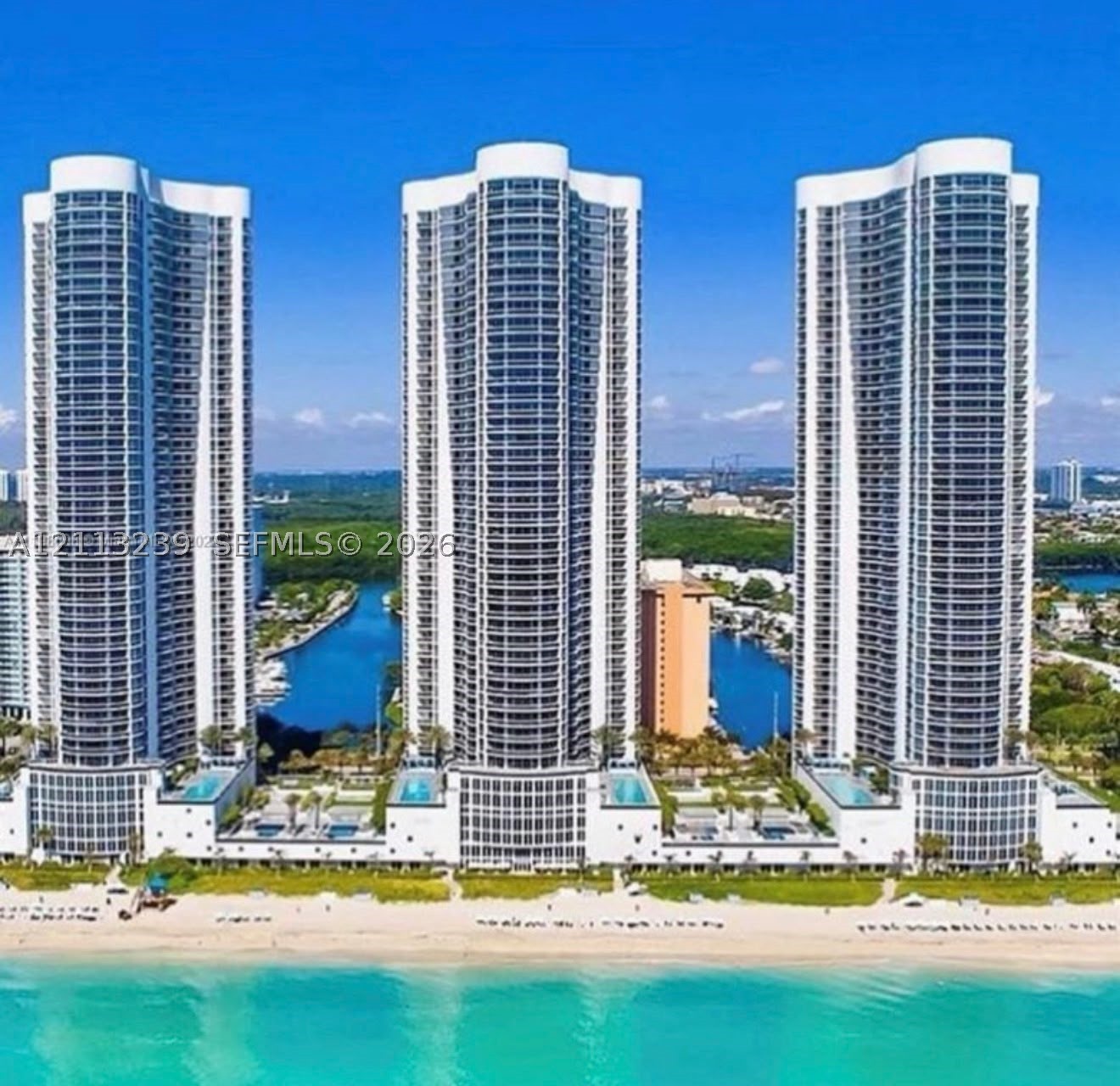 16001 Collins Ave Unit 2403 — photo