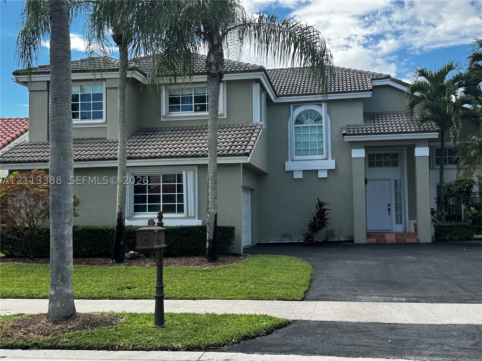 527 Water Pt — photo