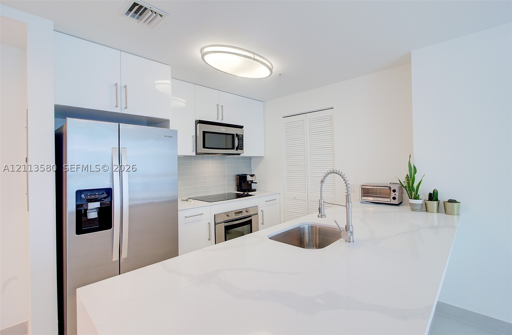 300 S Biscayne Blvd Unit T-2104 — photo