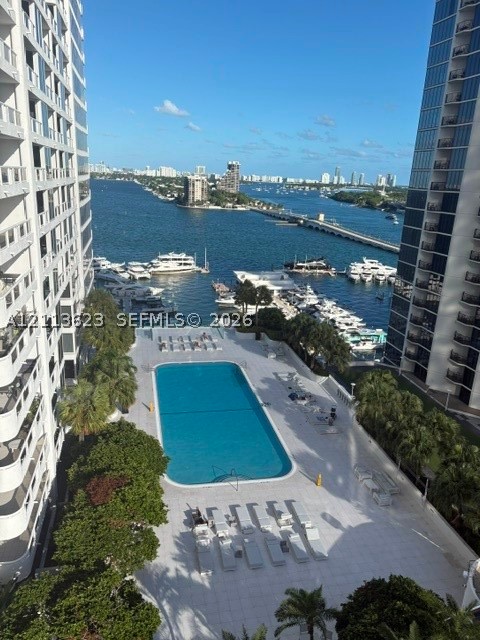 1717 N Bayshore Dr Unit a-1542 — photo