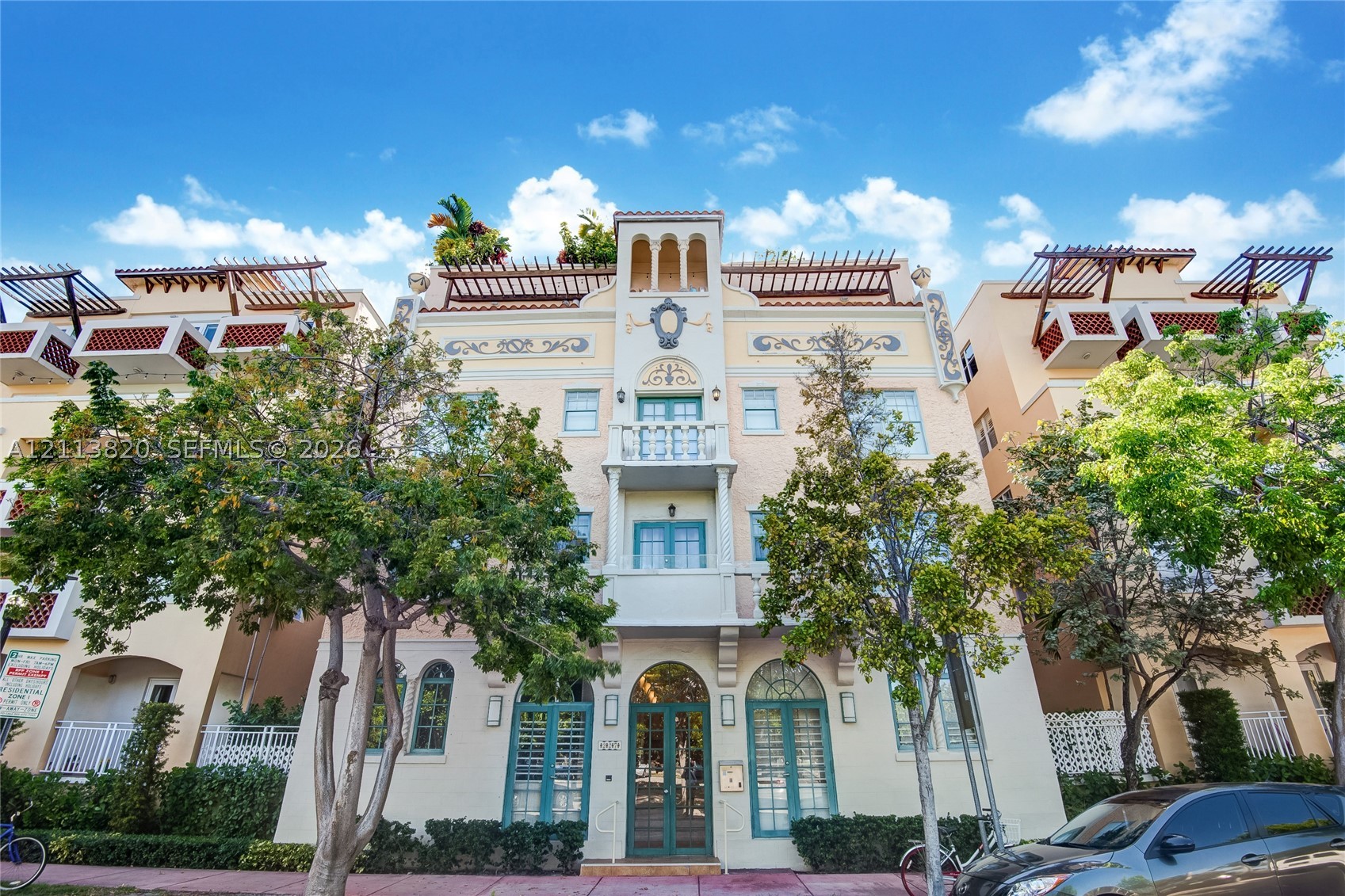 227 Michigan Ave Unit 406 — photo