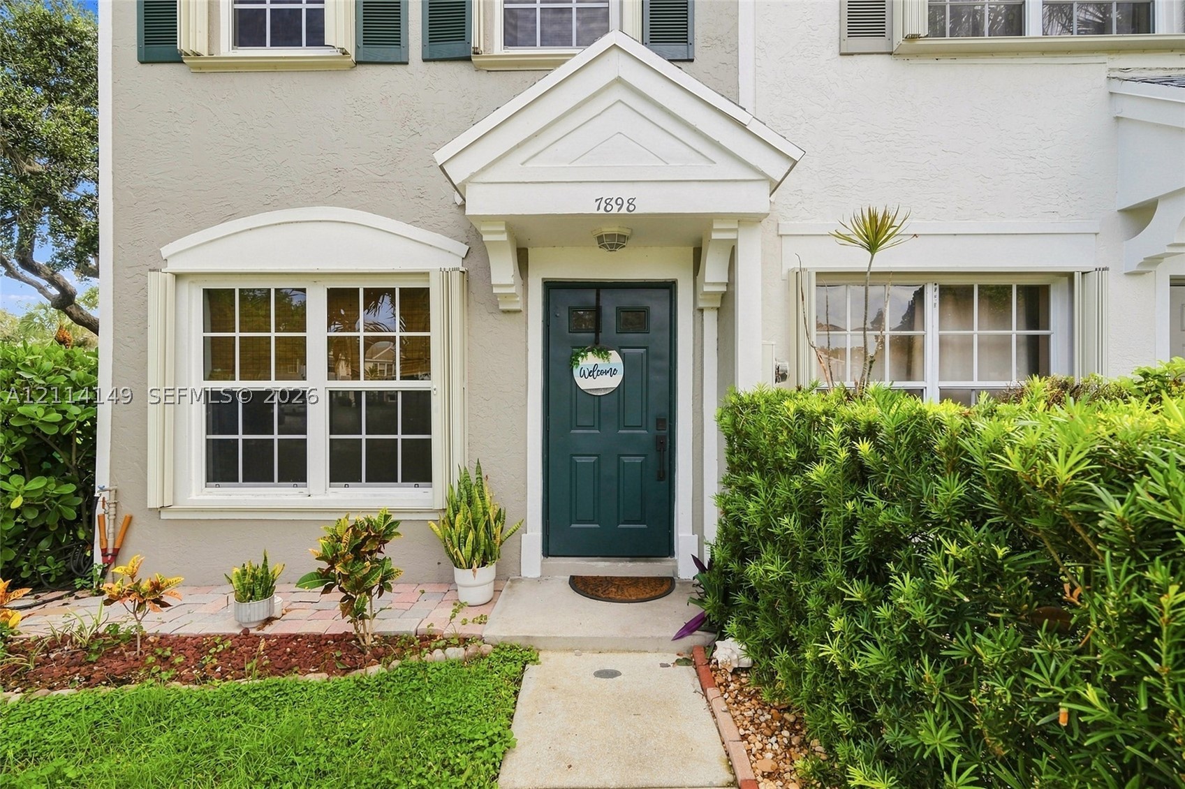 7898 Dixie Beach Cir — photo