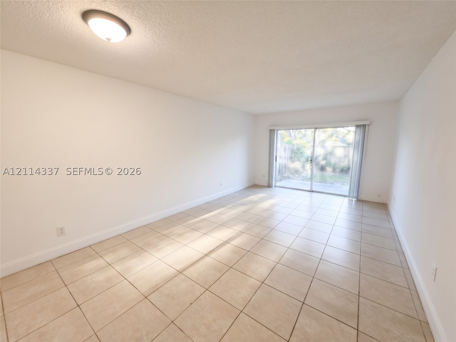 2800 NW 56th Ave Unit F104 — photo