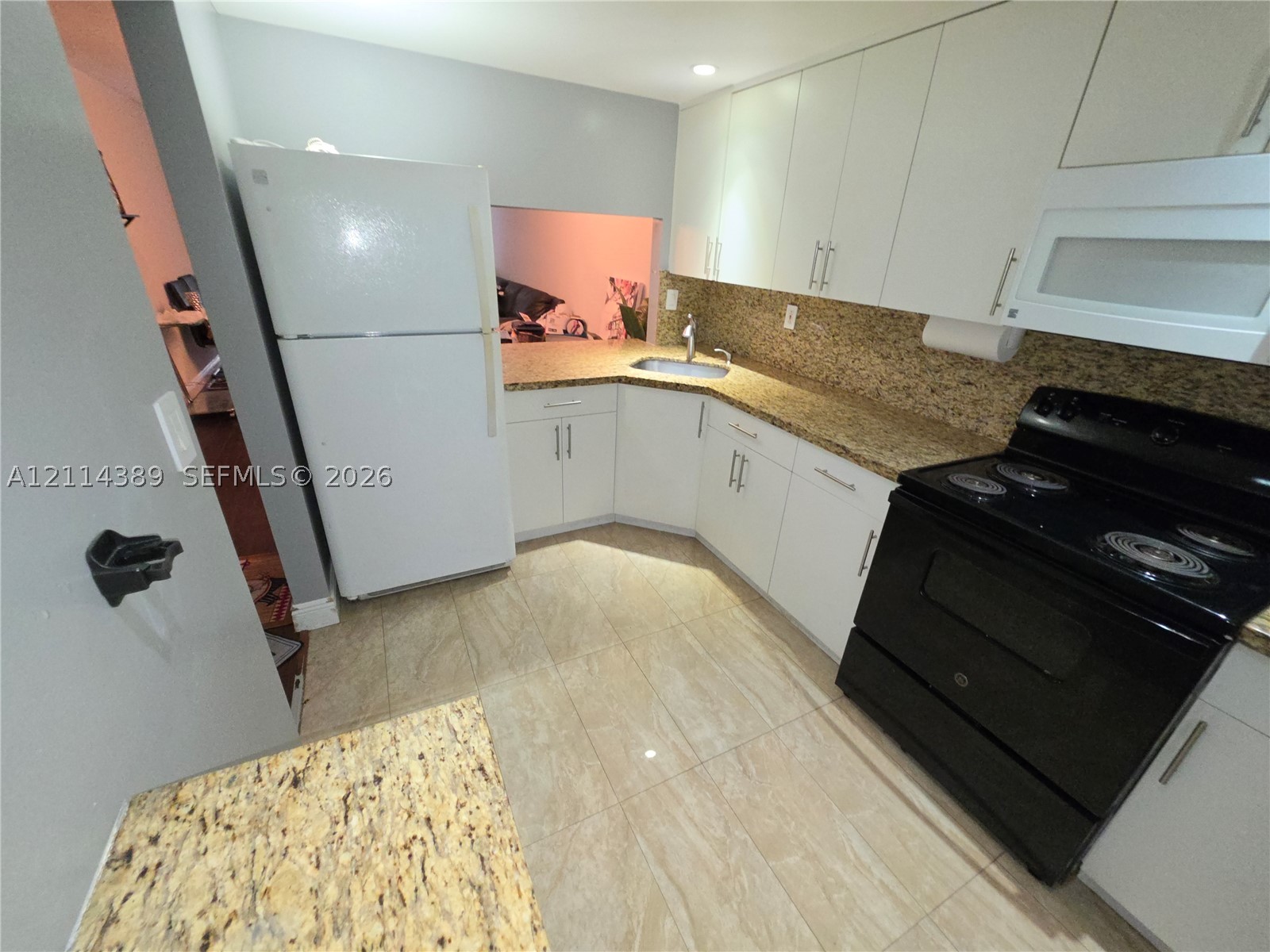 1801 NW 75th Ave Unit 301 — photo