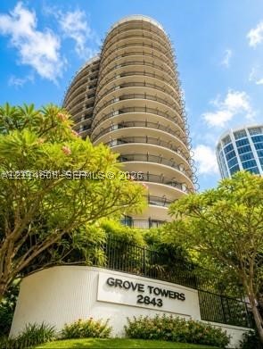 2843 S Bayshore Dr Unit 5a — photo