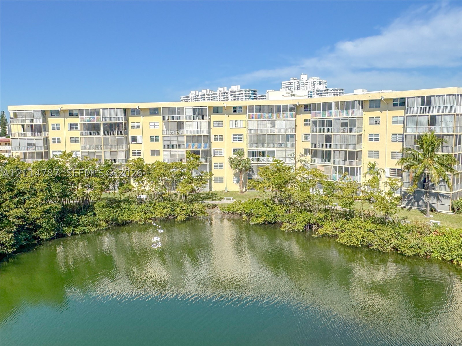 2930 Point East Dr Unit E109 — photo