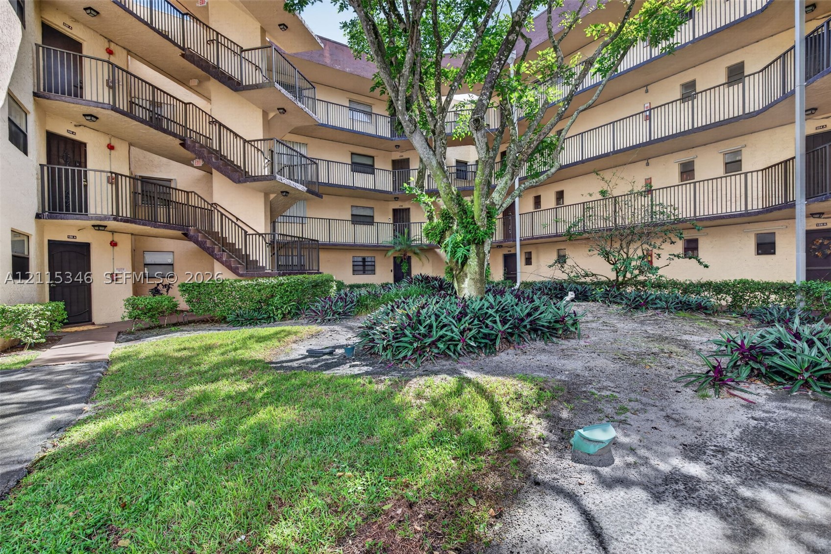 6755 W Broward Blvd Unit 100 — photo
