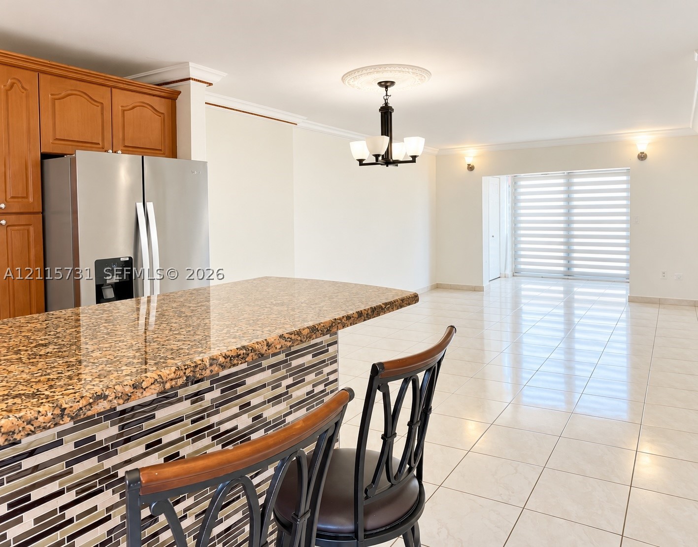 1850 W 56th St Unit 2404 — photo