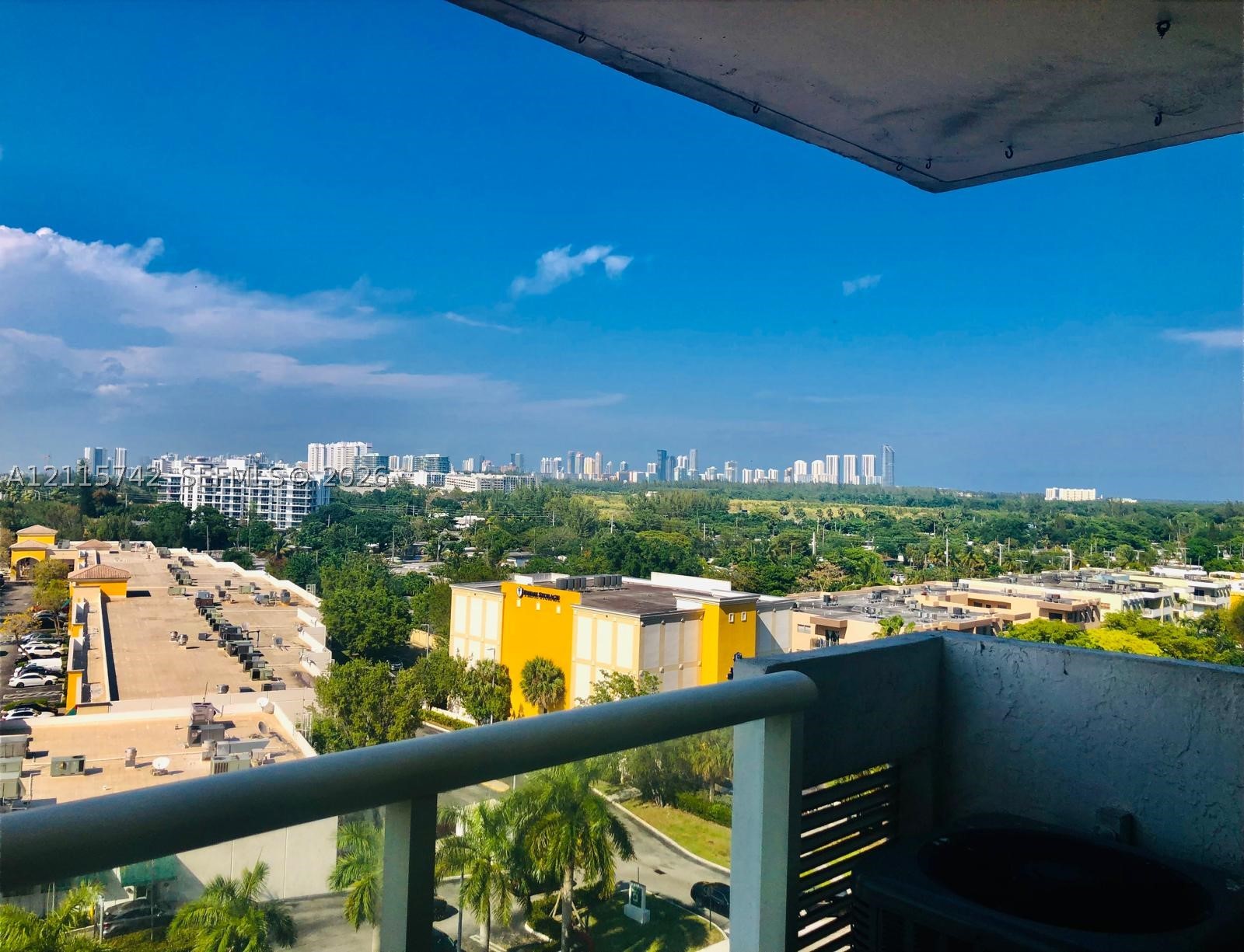 13499 Biscayne Blvd Unit 905 — photo