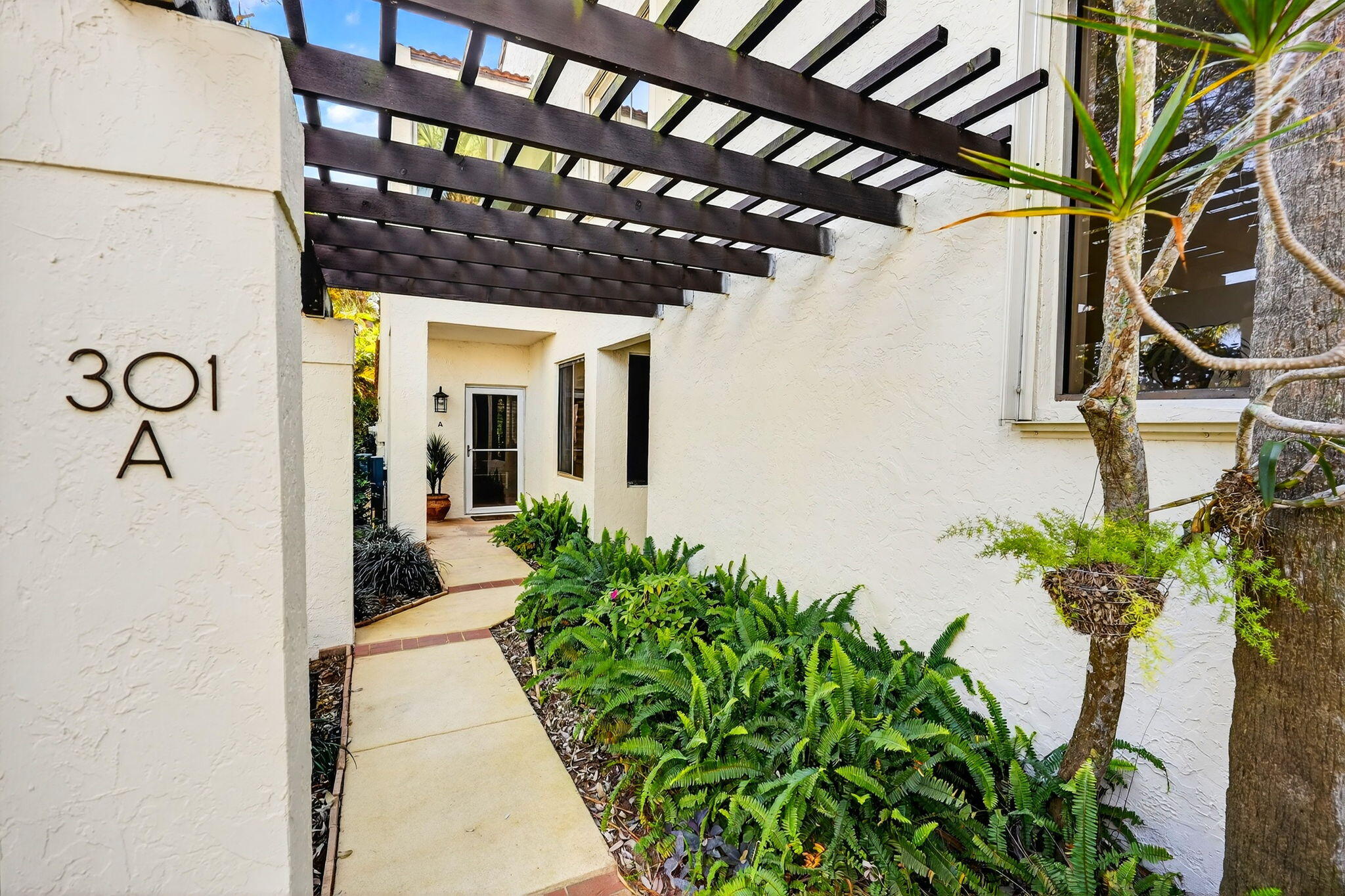 301 Sea Oats Drive a — photo