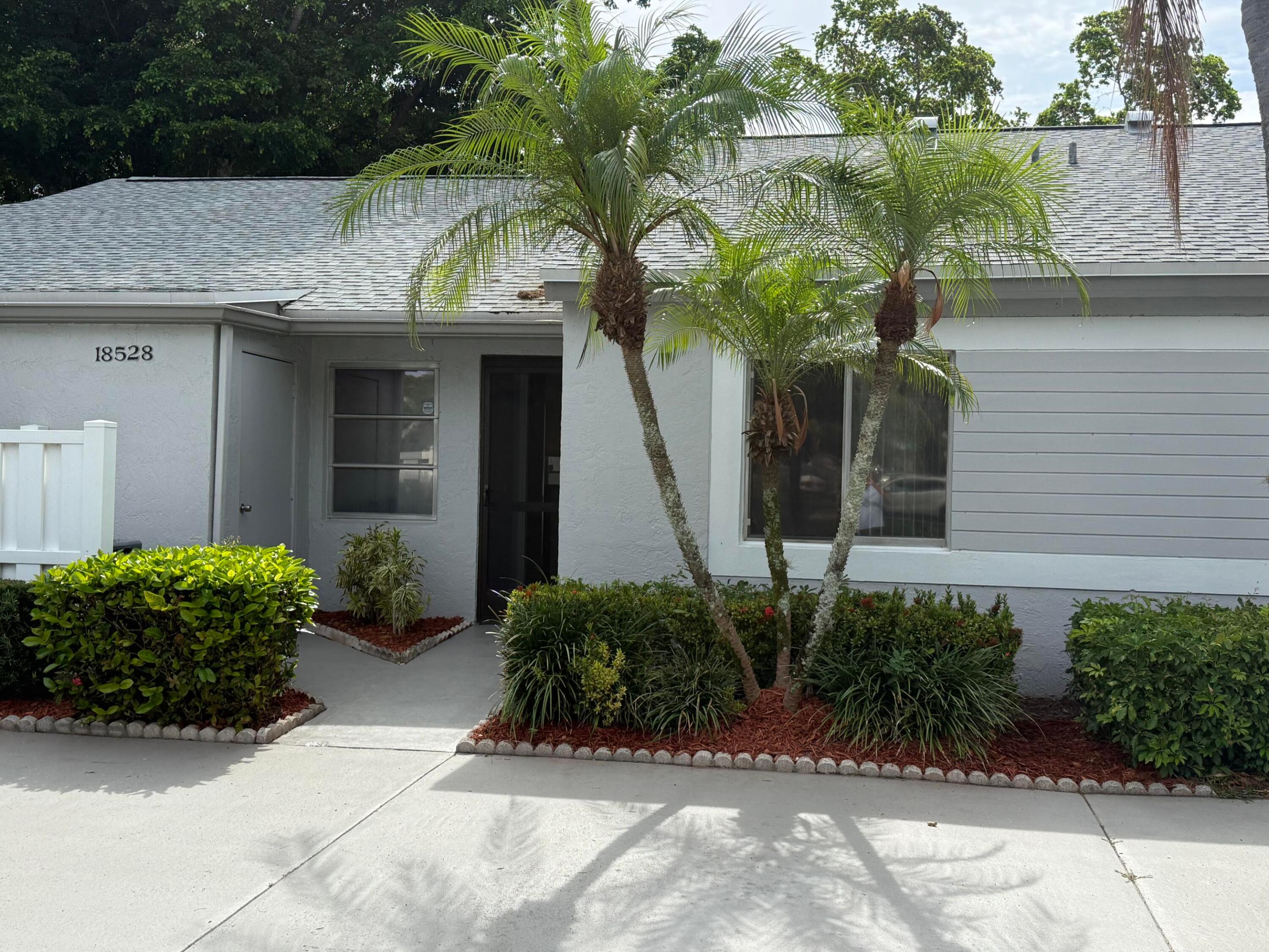 18528 Hidden Way, Boca Raton, FL 33496
