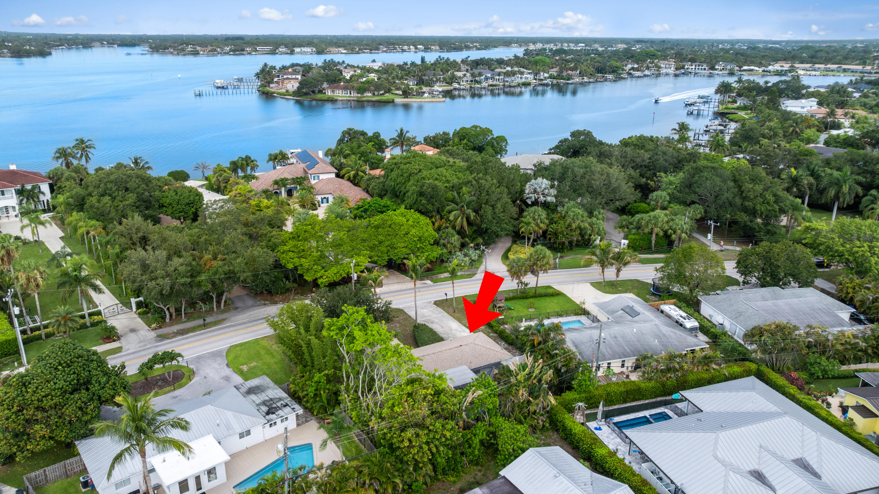 201 W Riverside Drive, Jupiter, FL 33469 — photo 2