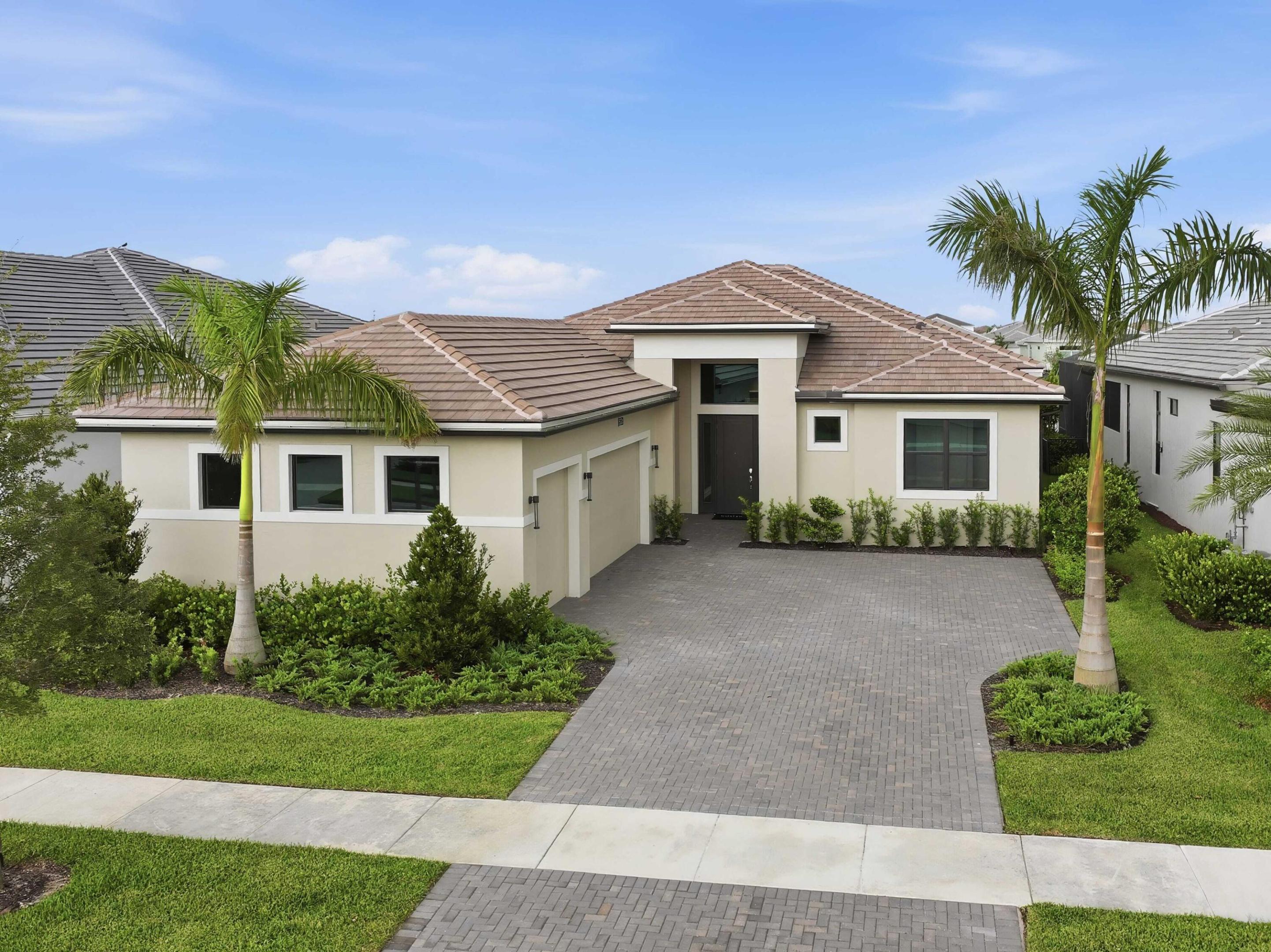 5374 Saint Armands Way — photo