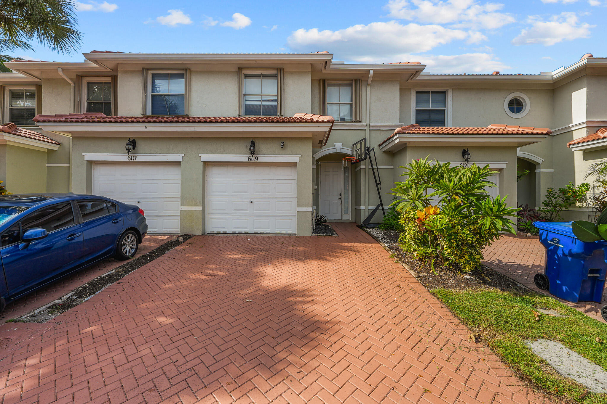 6119 Seminole Gardens Circle — photo