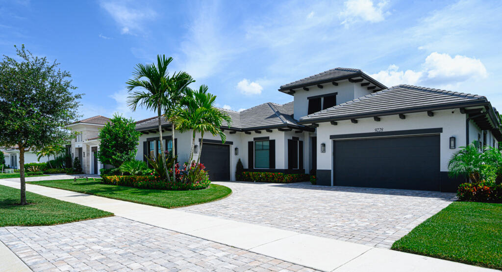 9228 Coral Isles Circle — photo