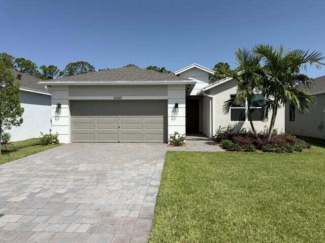 6560 SE Park Trace Drive — photo
