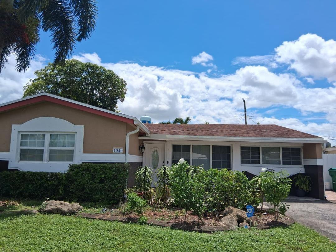 7040 SW 29th Street — photo