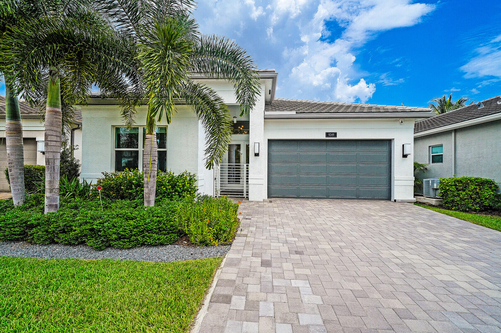9349 Silver Shores Lane — photo