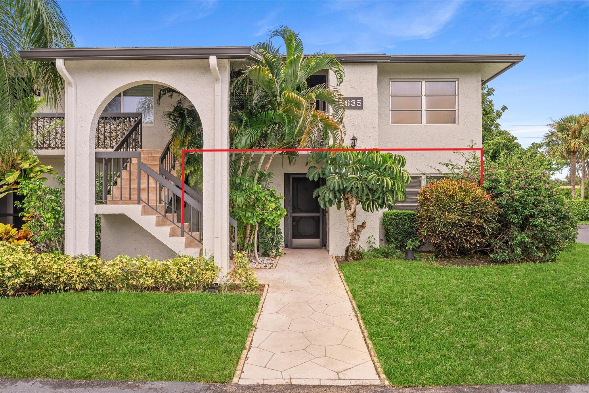 5635 Queen Palm Court D — photo