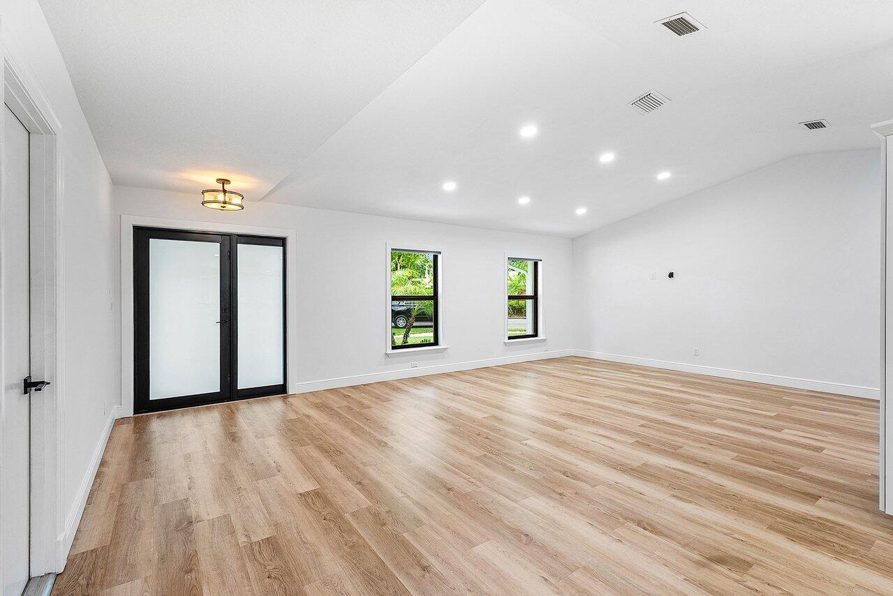 2425 NW 36th Street, Boca Raton, FL 33431 — photo 2