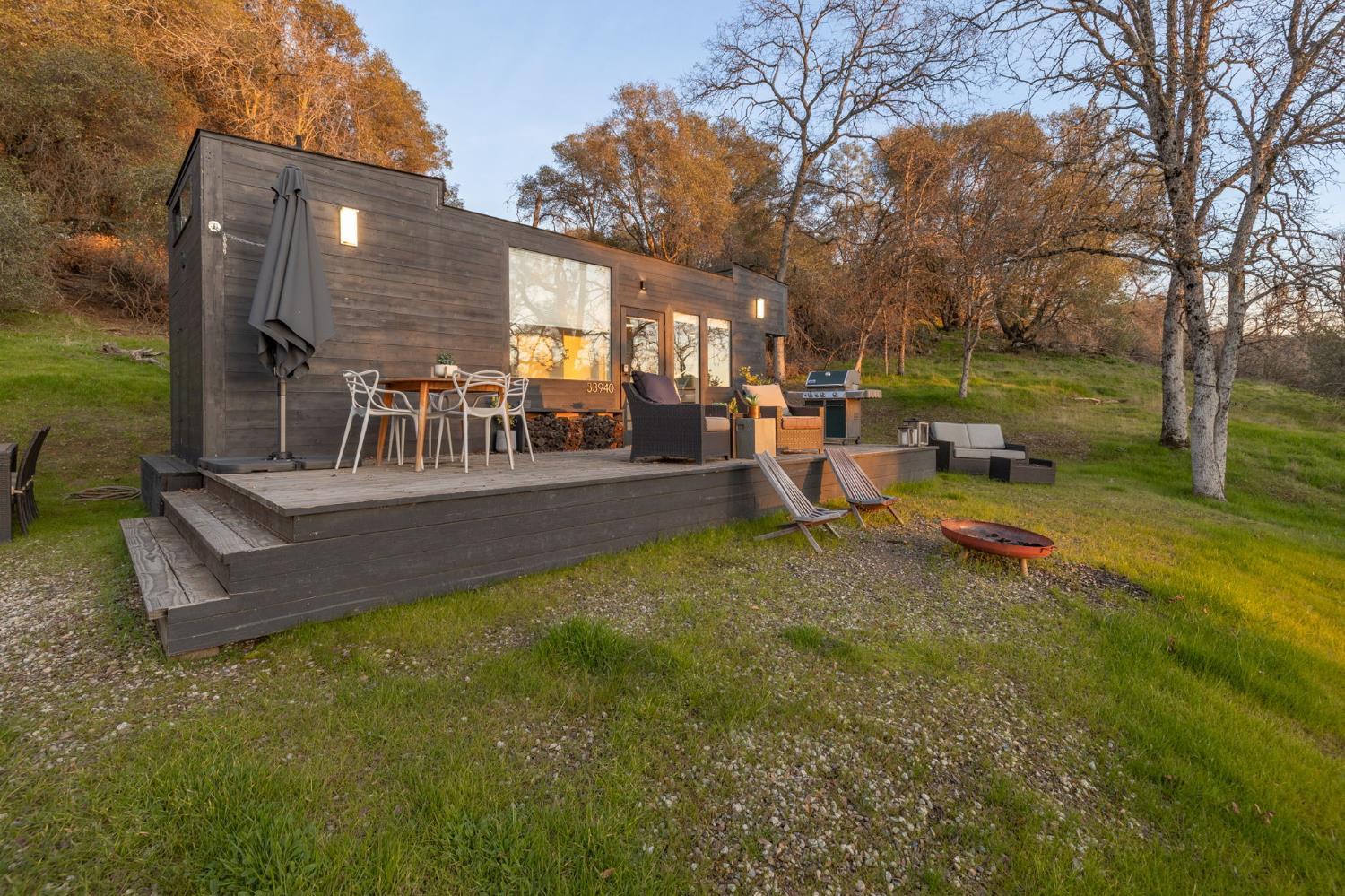 33940 Jennifer Way — photo
