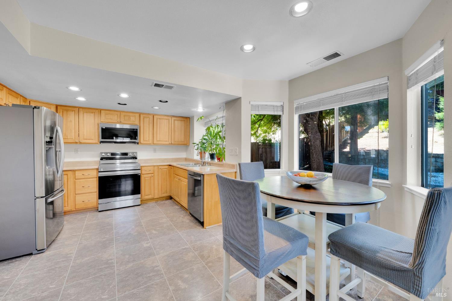 121 Sunnyglen Drive — photo