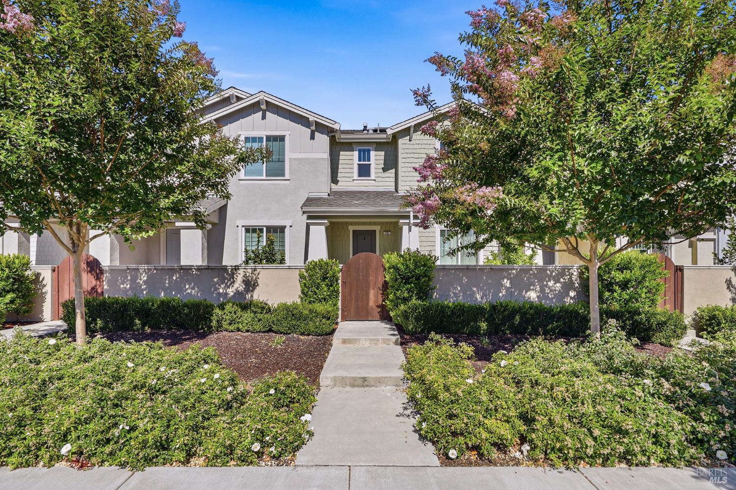 12 Lesina Way — photo