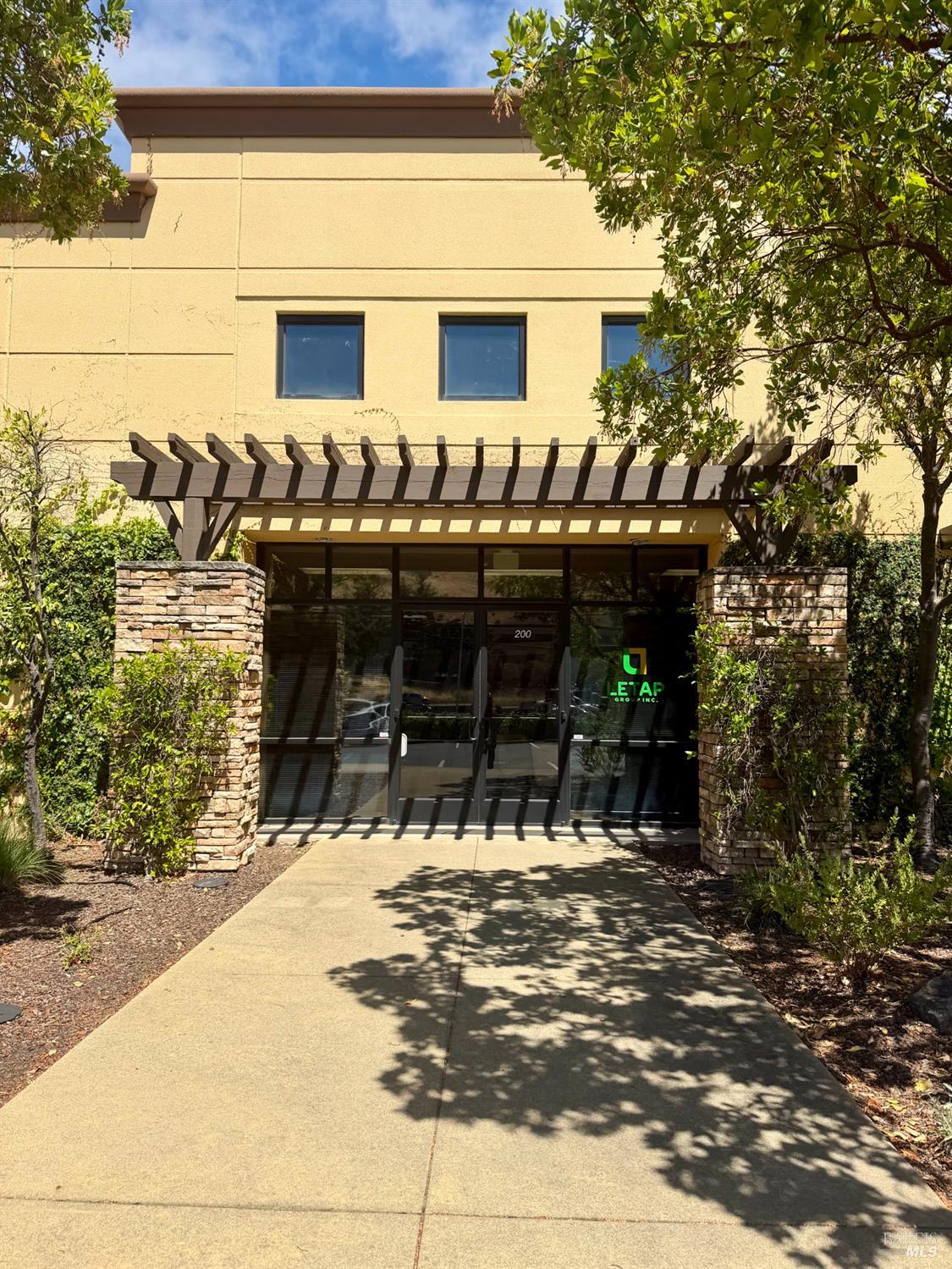 4302 Redwood Highway #200 — photo