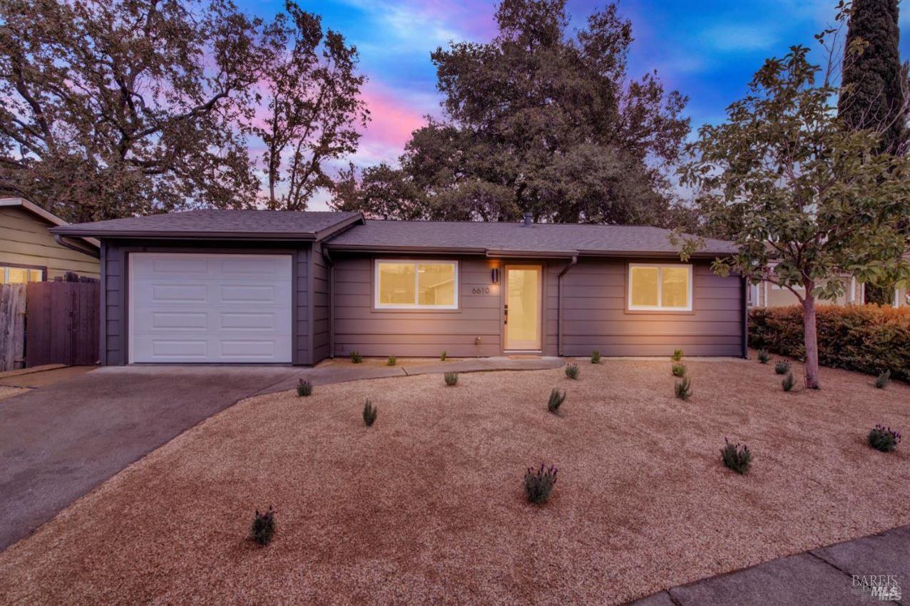 6610 Oak Leaf Court — photo