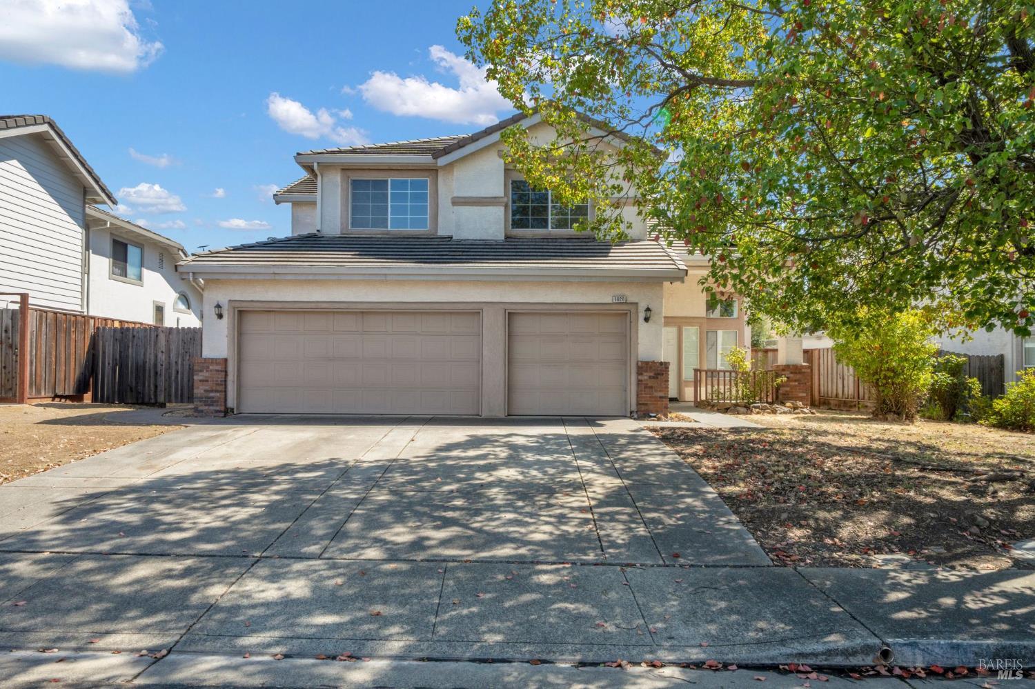1028 Sandhurst Drive — photo