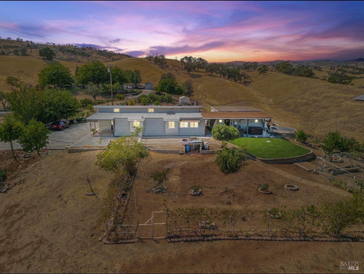 7921 Spencer Lane — photo