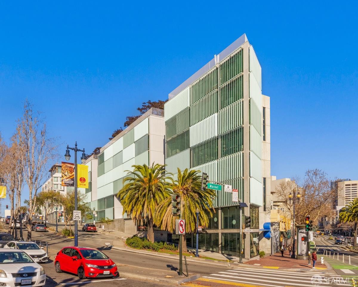 8 Octavia Boulevard 407 — photo