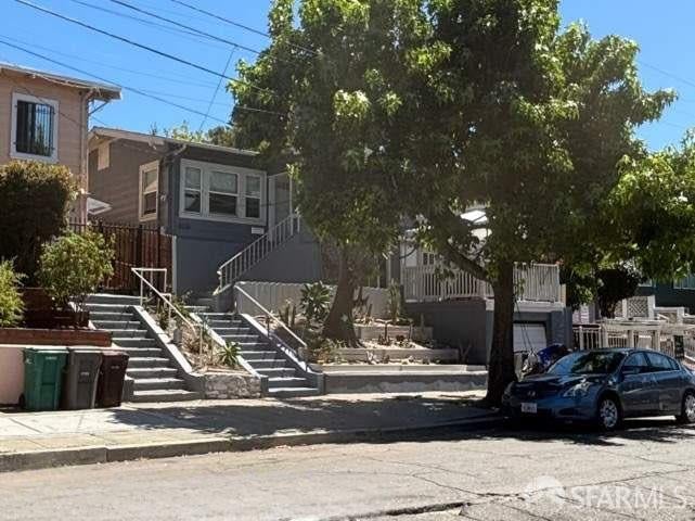 3226 Champion Street — photo