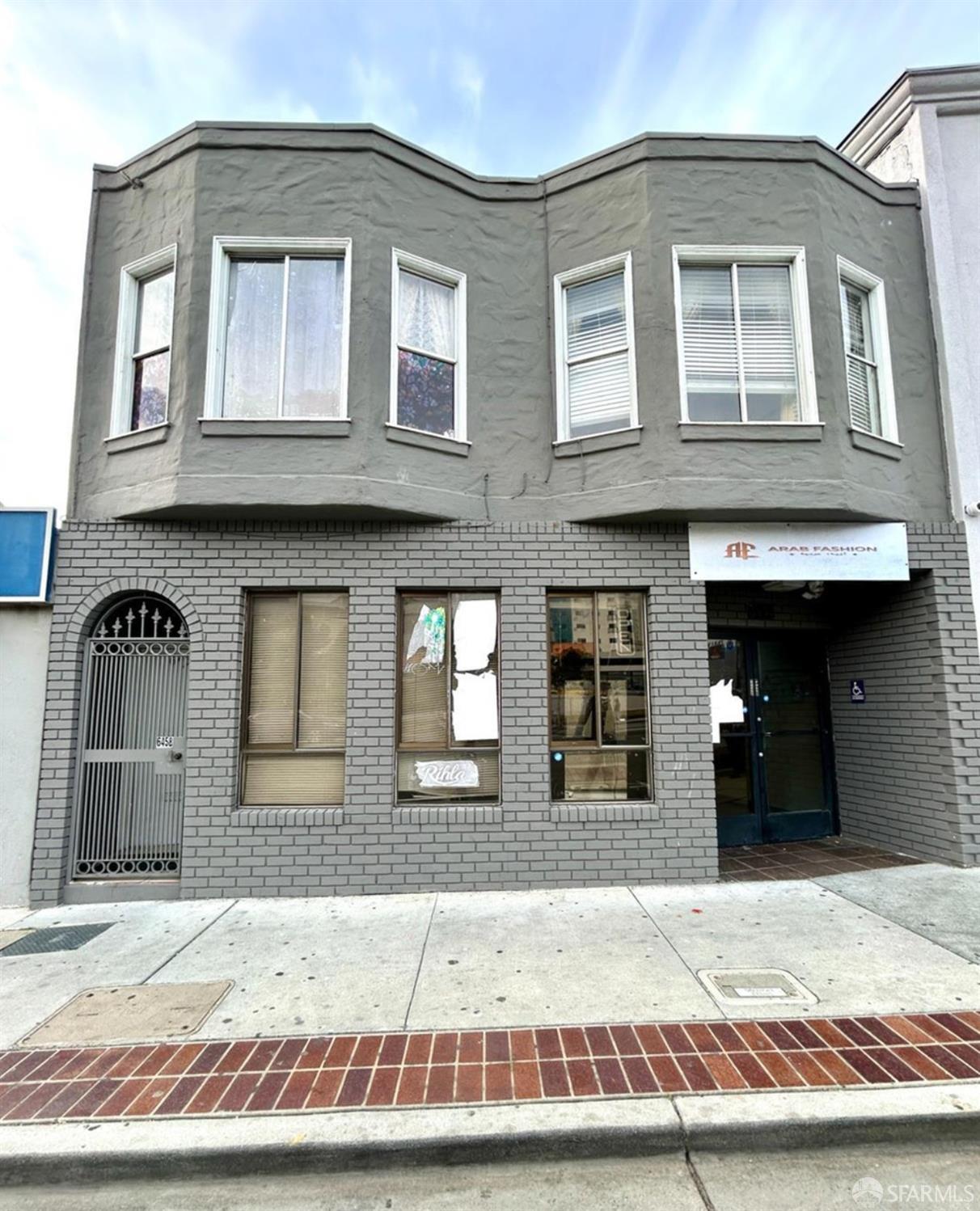6454 Mission Street — photo