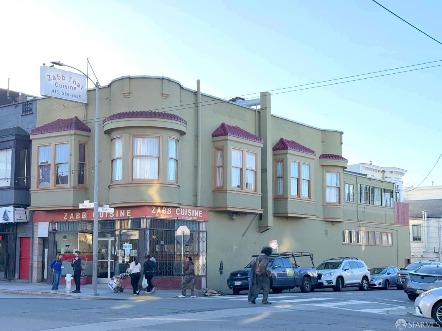 4440 Mission Street — photo