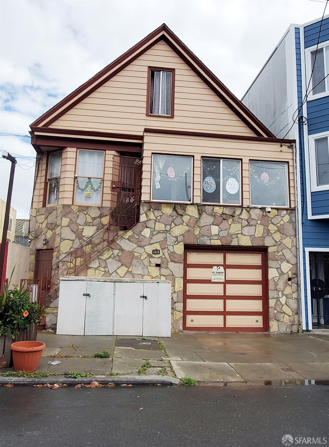 1415 Hawes Street — photo