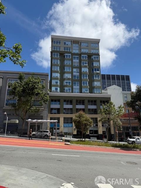 750 Van Ness Avenue 204 — photo