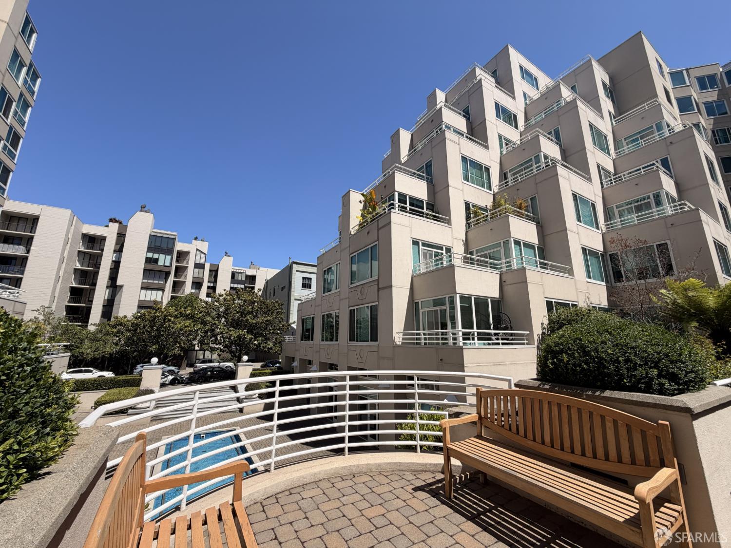 220 Lombard Street 414 — photo