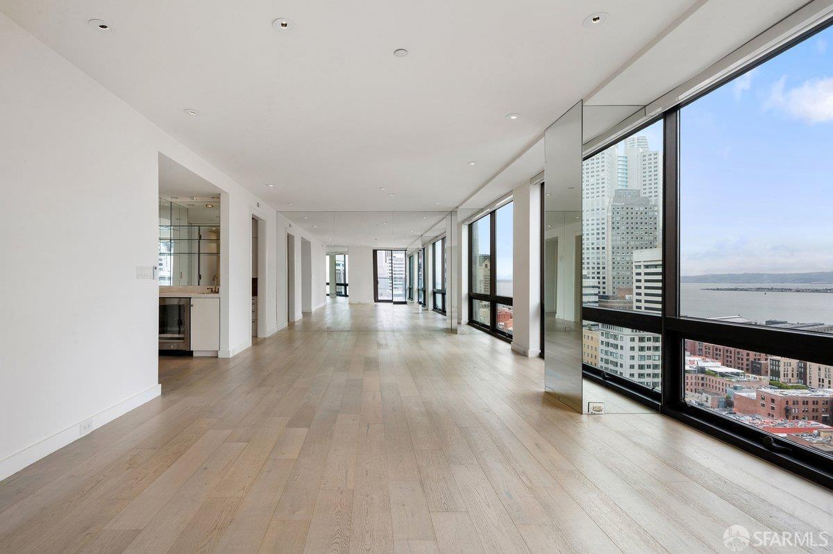 611 Washington Street #2305 — photo