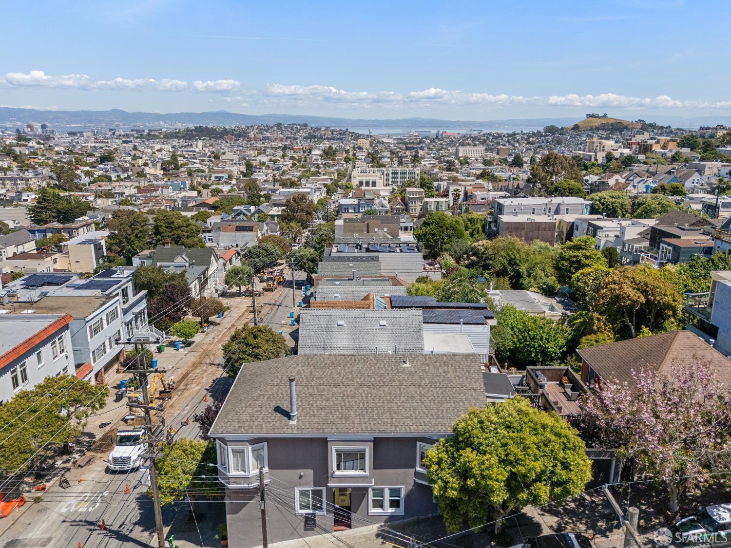 907 Douglass Street — photo